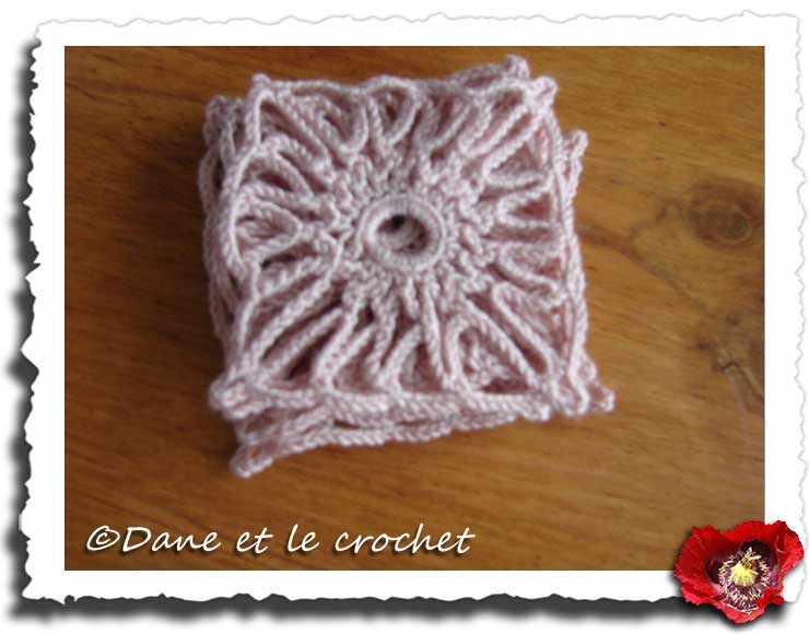 Dane-et-le-Crochet-grannys-poudres.jpg