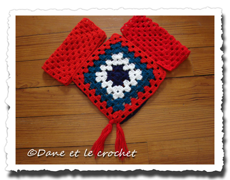 Dane-et-le-Crochet---poncho-fini.jpg