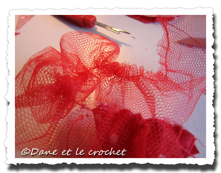 Dane-et-le-Crochet-chapeau-debut-fronces.jpg