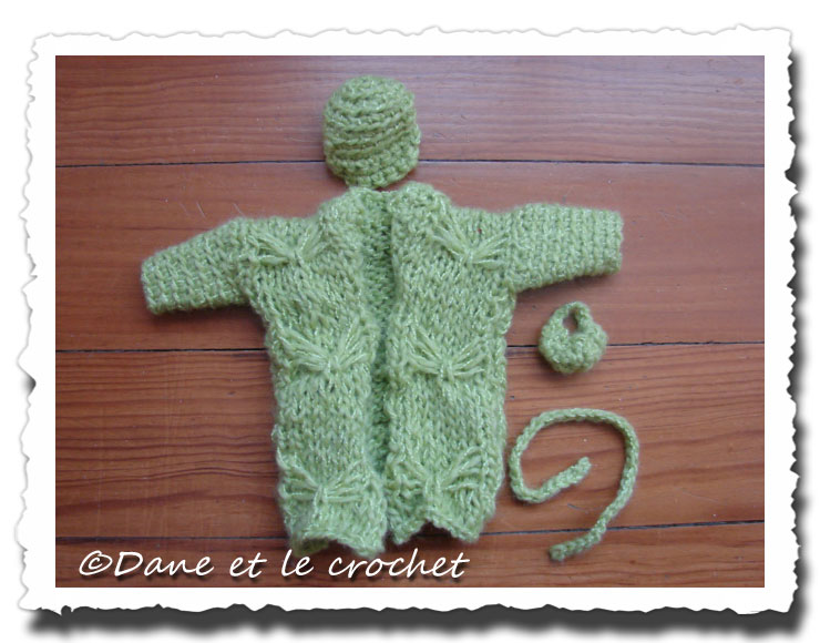 Dane-et-le-Crochet-manteau-pistache.jpg