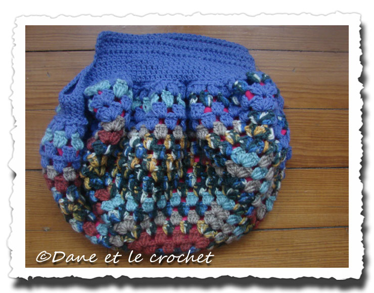 Dane-et-le-Crochet-forme-boule.jpg