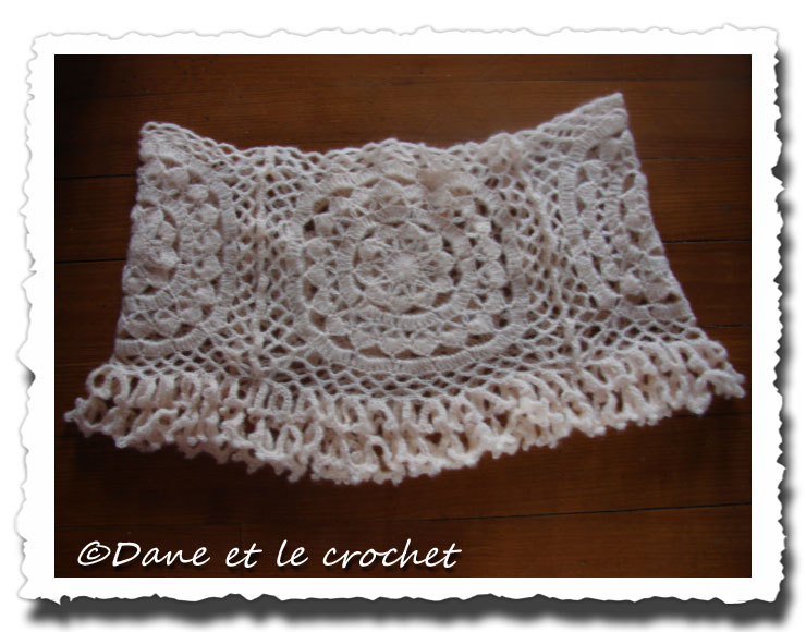 Dane-et-le-Crochet--chauffe-epaule-assemble.jpg