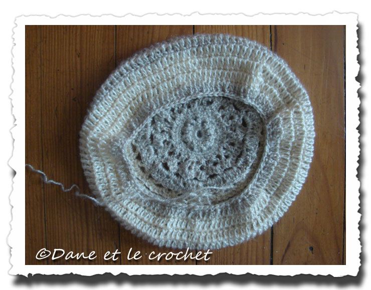 Dane-et-le-Crochet.-beret-2.jpg