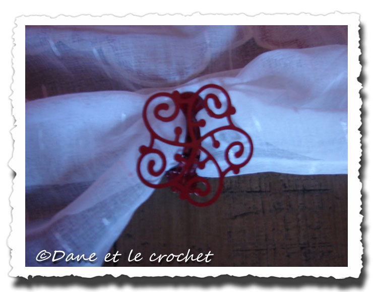 Dane-et-le-Crochet-rideaux-.4jpg.jpg